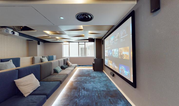 Cinema Studio 8