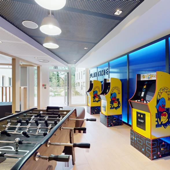 GamingRoom Studio 8